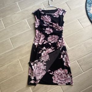 Dress for all uses date, office, party.  Connected Apparel. Size 8. So soft